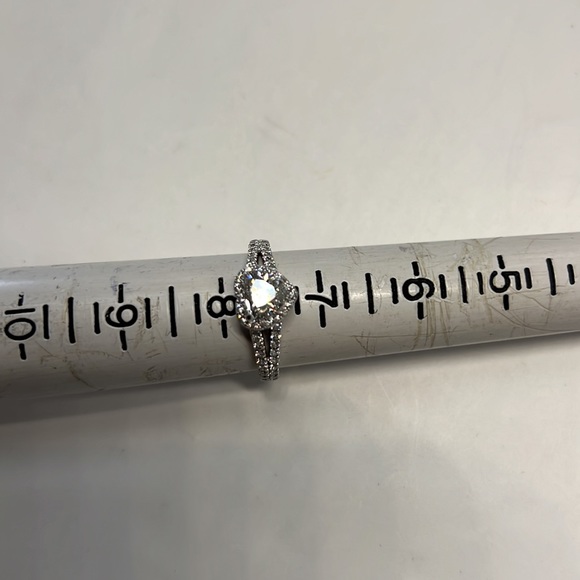 Diamonds Engagement 14K Solid Gold Ring - Picture 5 of 7